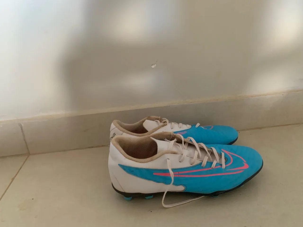 chuteira phantom gx azul