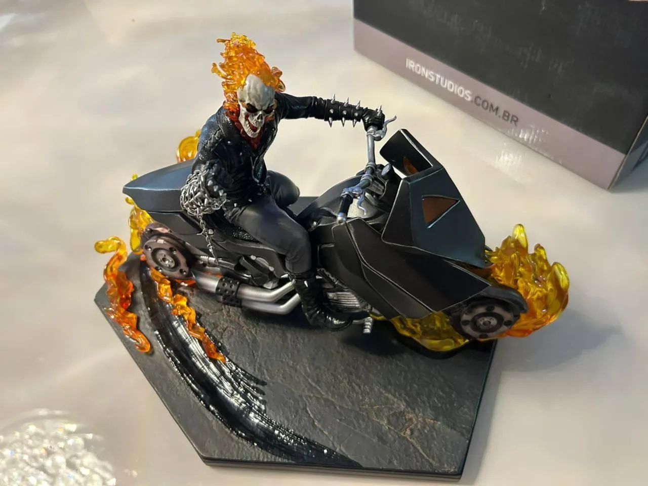 Iron Studios Ghost Rider 1/10 peça nova item raro  - Foto 3
