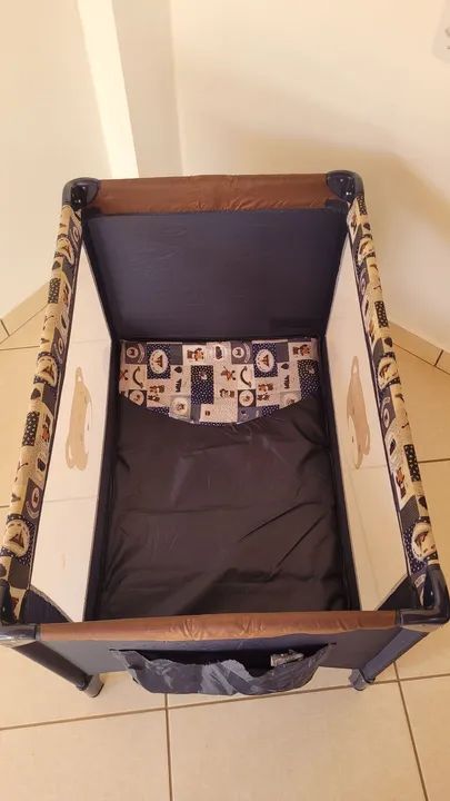 Berço Funny - Voyage azul ursinho - portátil (seminovo) - Foto 4