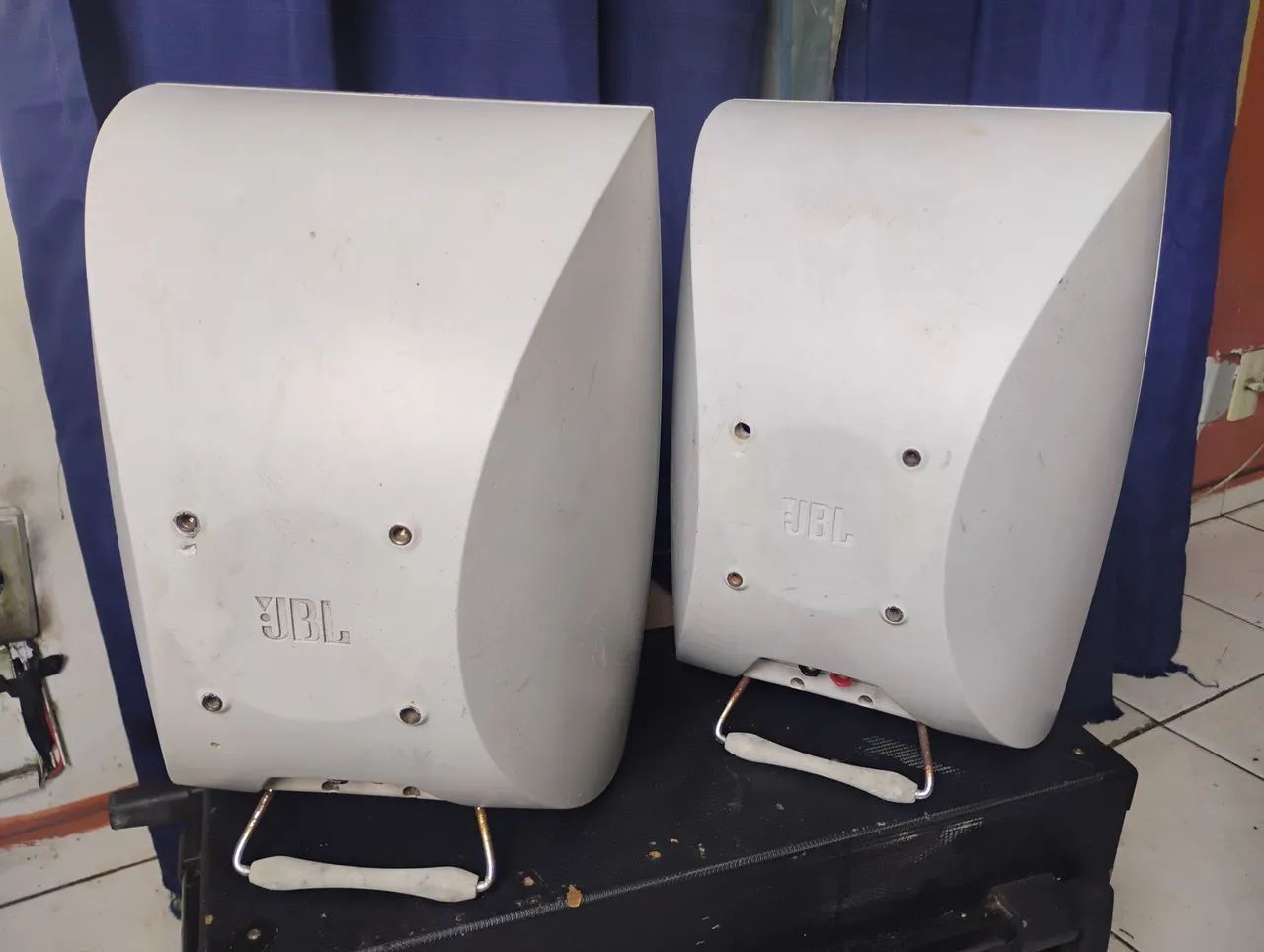 Caixas de som JBL N26 usadas funcionando  - Foto 2