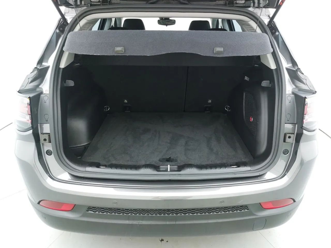 Jeep Compass LONG. T270 1.3 TB 4x2 Flex Aut., foto 9 de 18