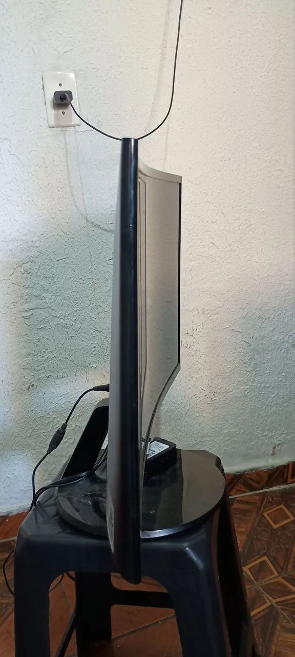 Monitor Gamer Samsung curvado 27° (Queimado) - Foto 2