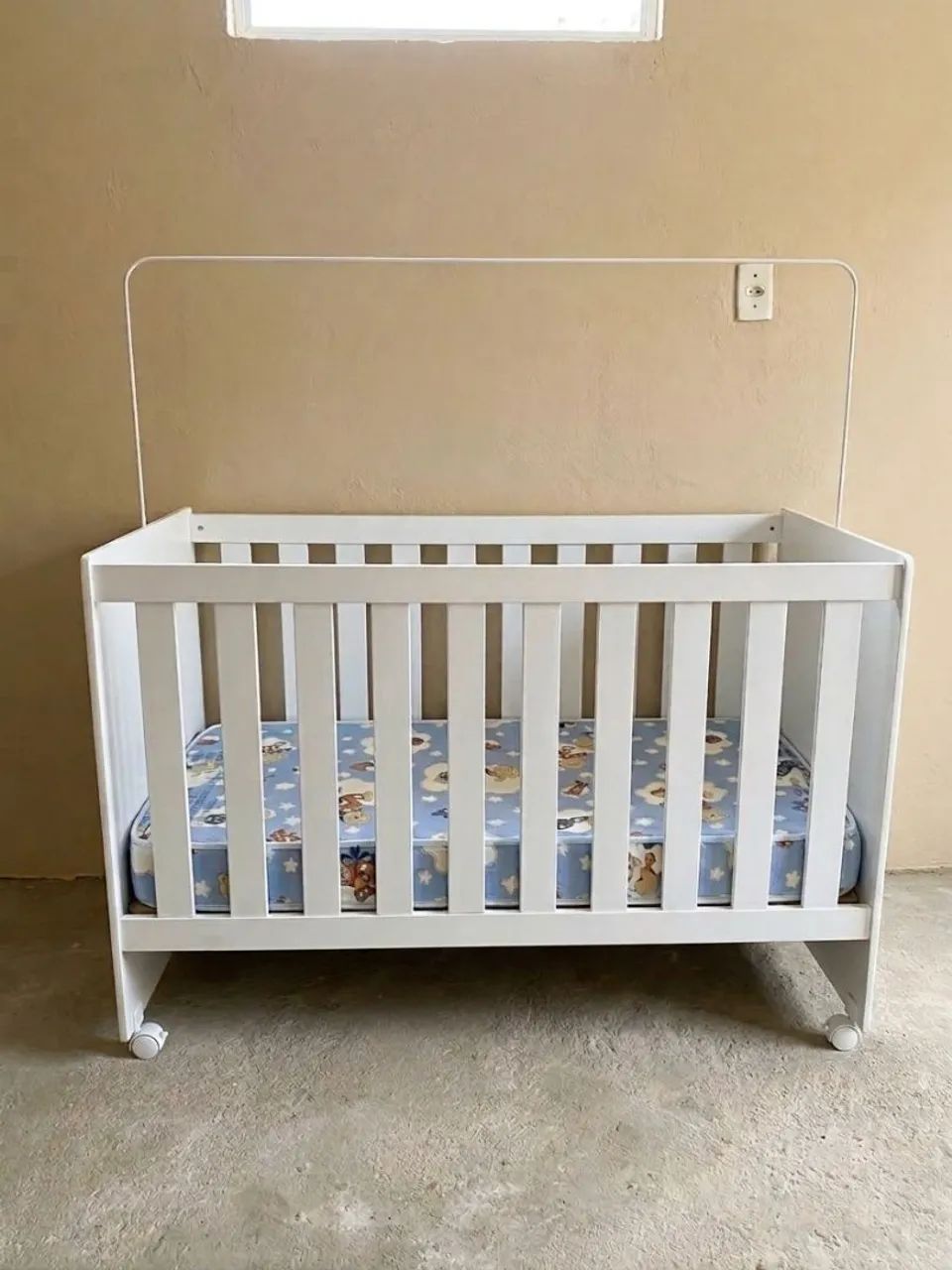 Vendo berço novo 