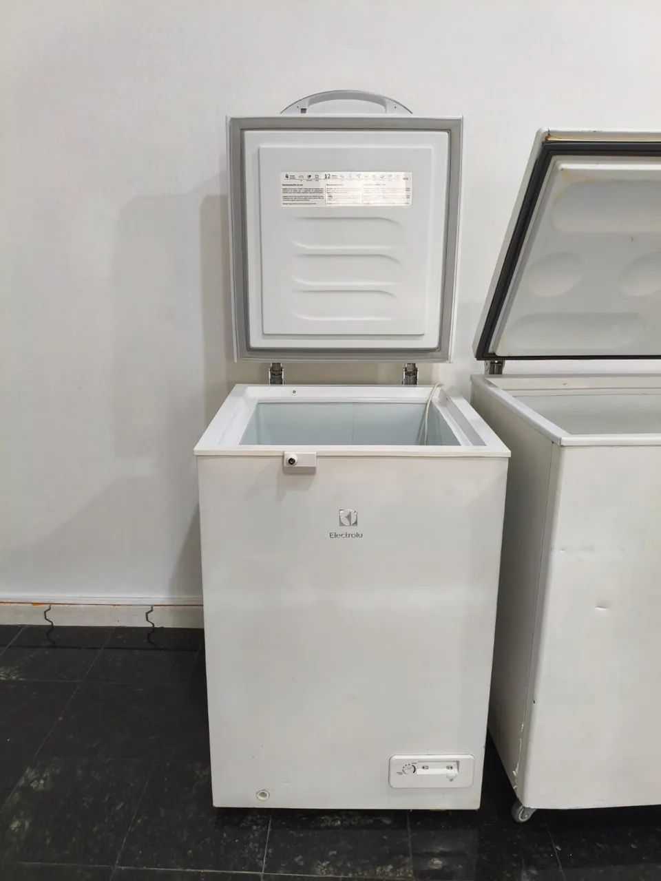 FREEZER HORIZONTAL ELECTROLUX - 154 LITROS - 220V