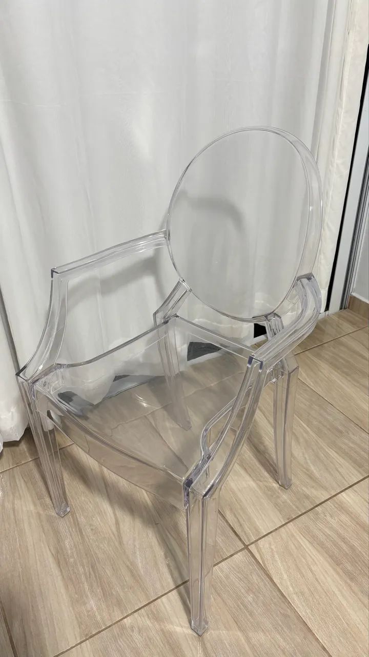 Cadeira / Poltrona Louis Ghost em Acrílico Transparente - Foto 2