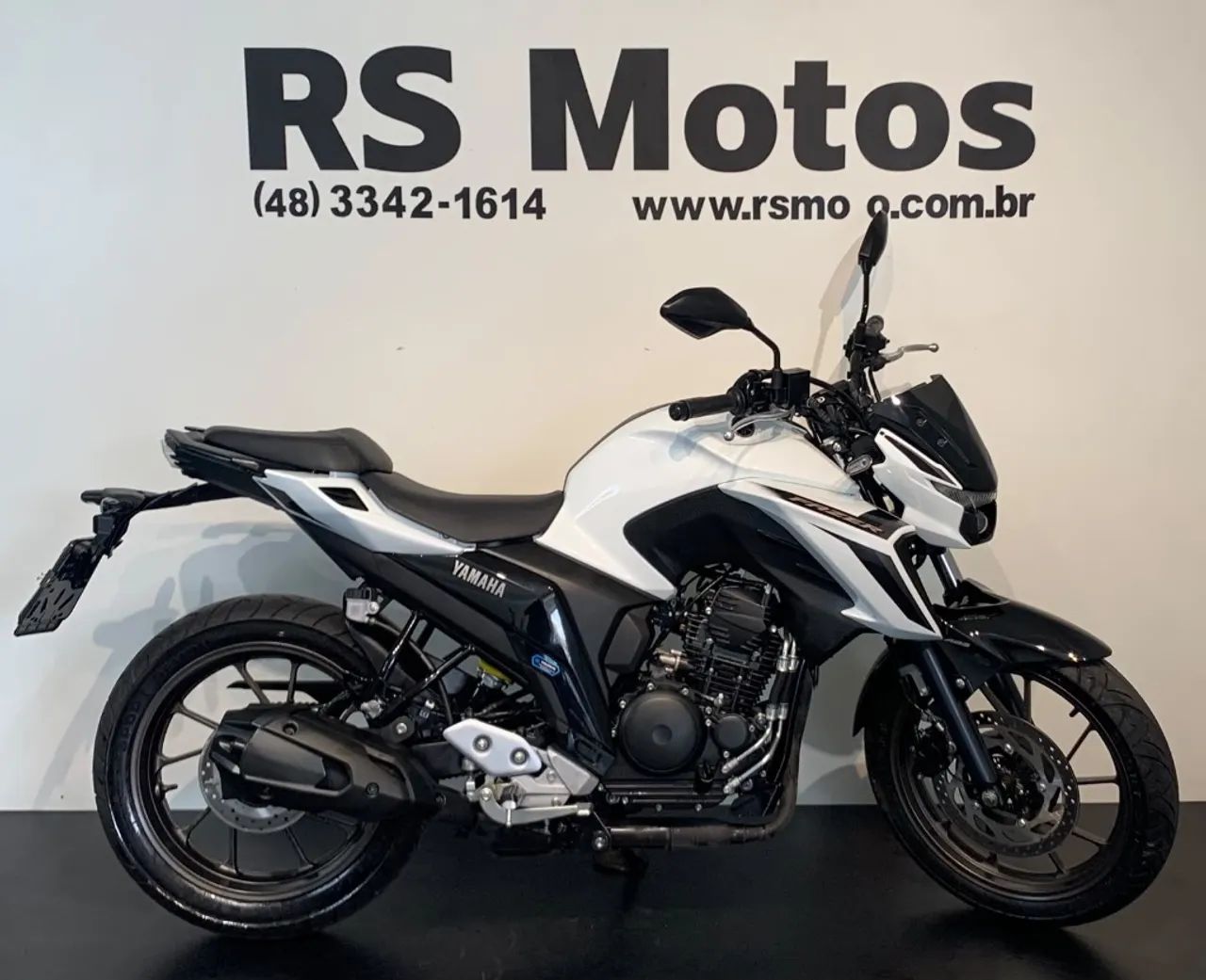 FZ25 250 FAZER CONNECTED