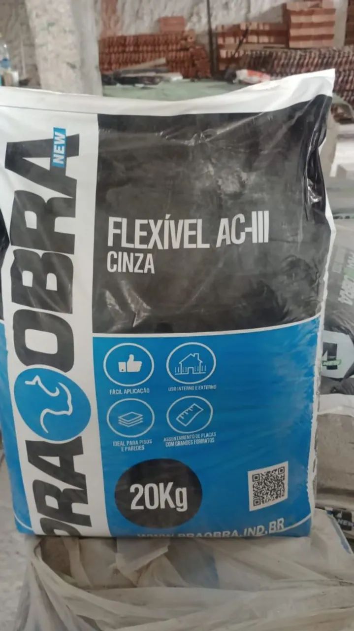 Argamassa Flexível ACIII cinza