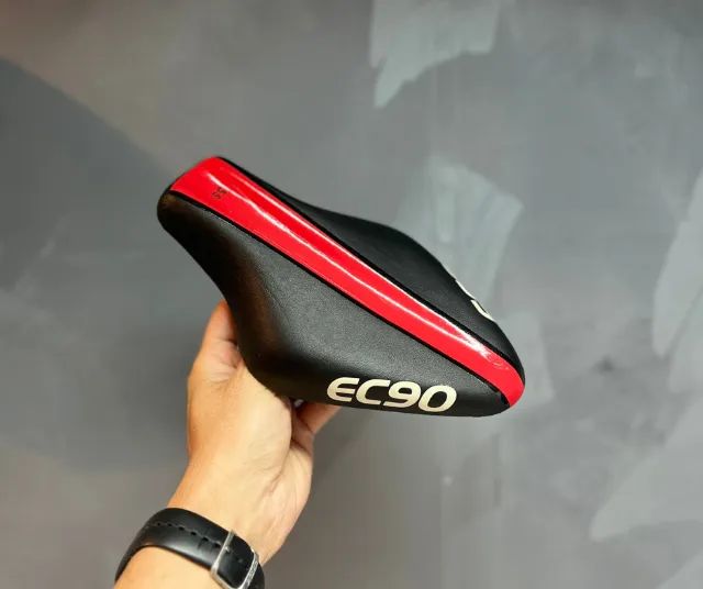SELIM EC90 TRITONE