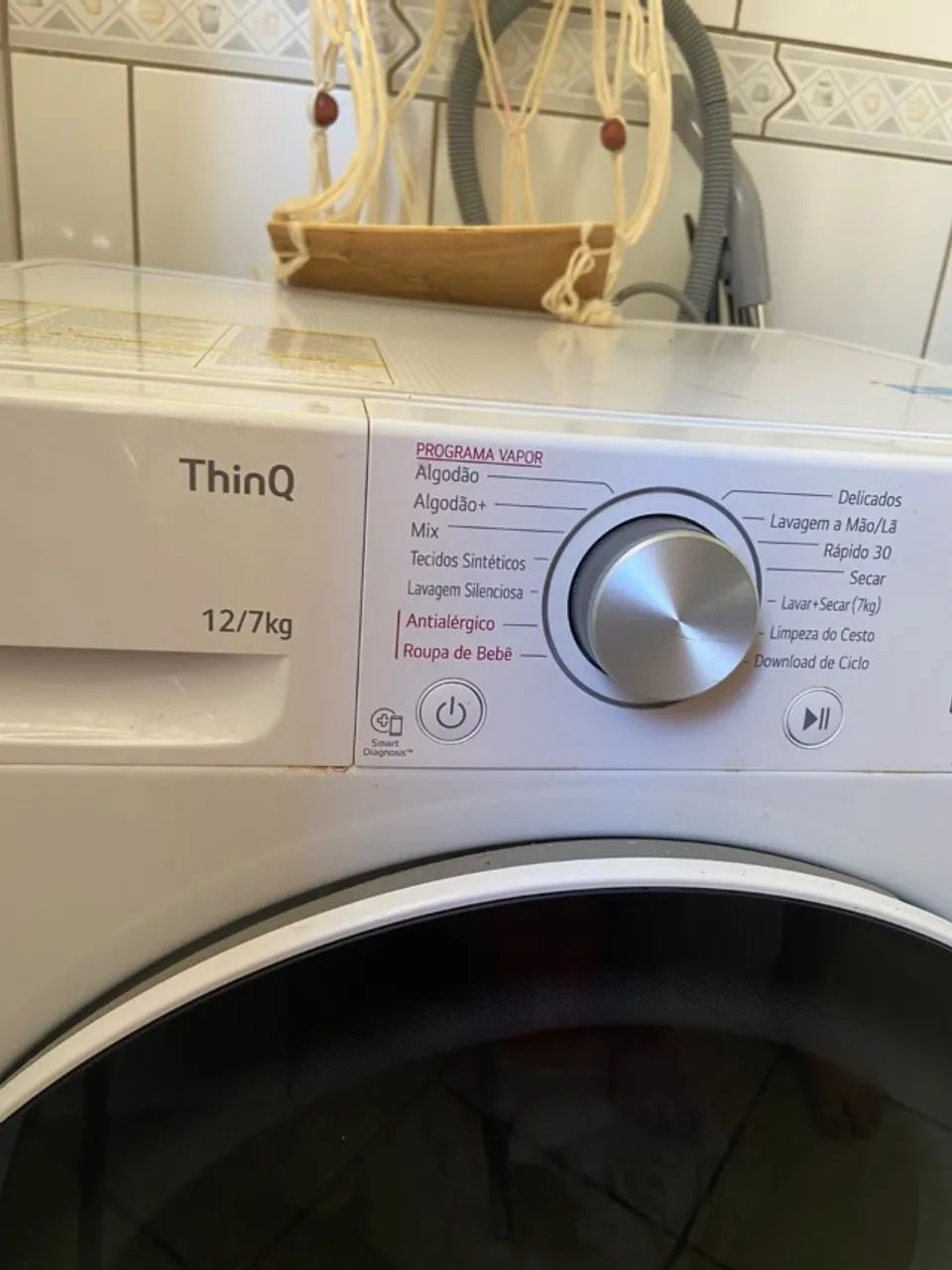 Lava e seca LG Smart VC4 12kg branca, com inteligência artificial