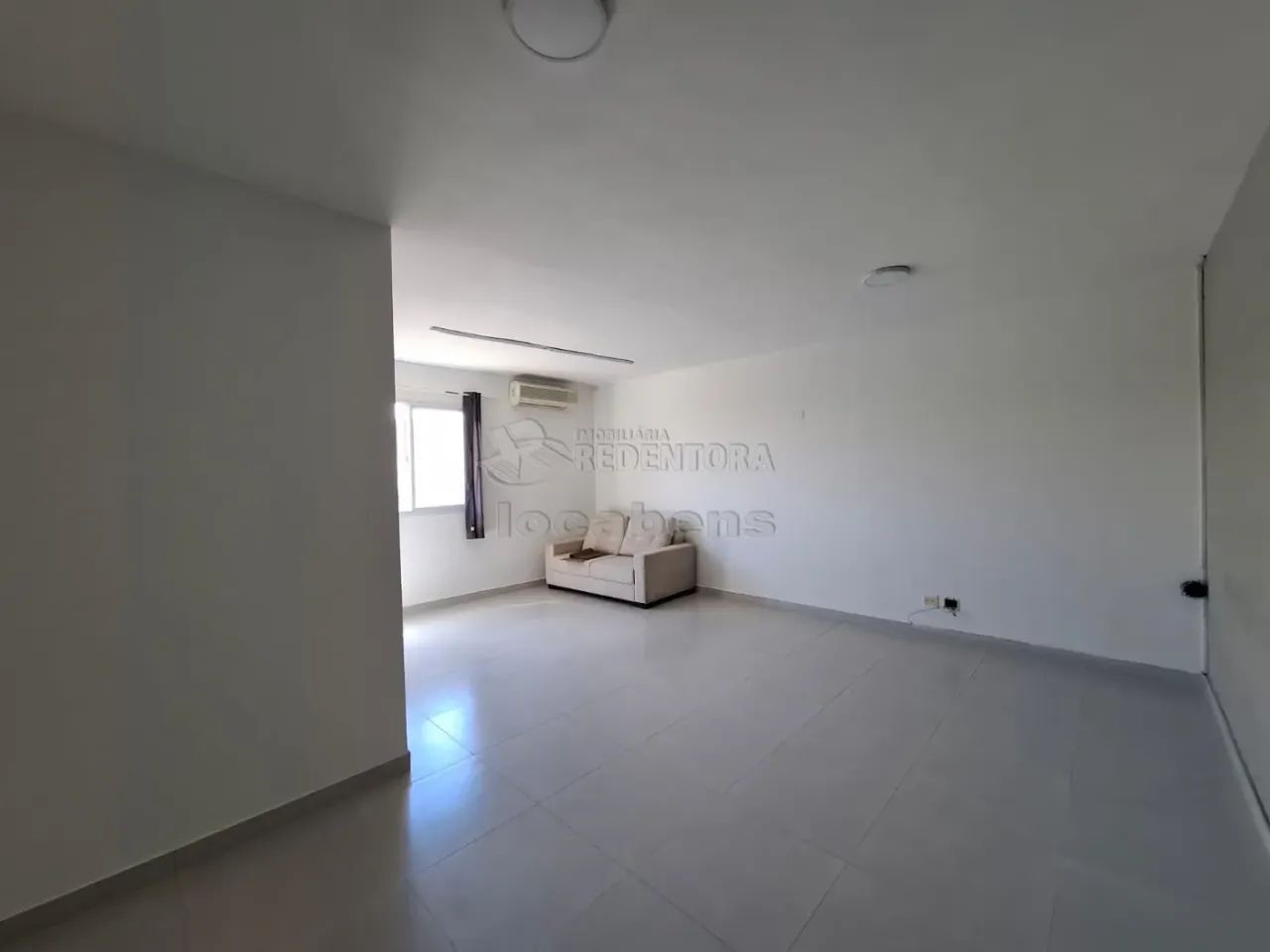 Centro Empresarial Pitangueiras - Sala para venda
