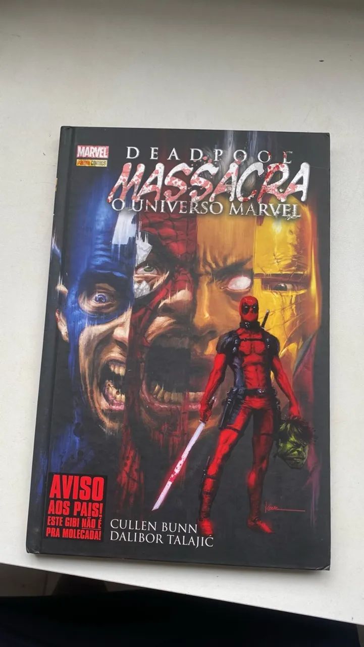 HQ Deadpool Massacra o Universo Marvel - Panini