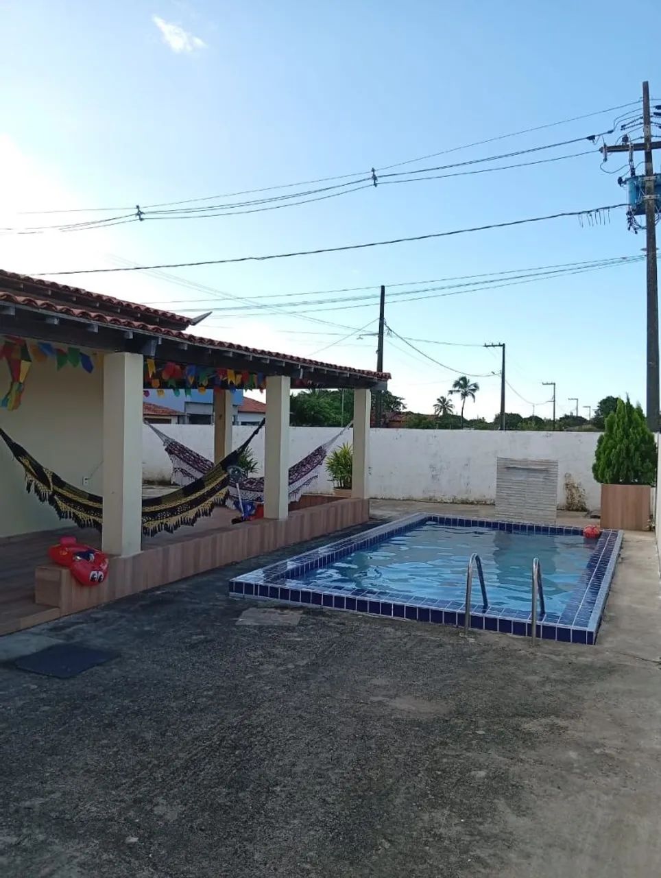 Casa com piscina em lucena 