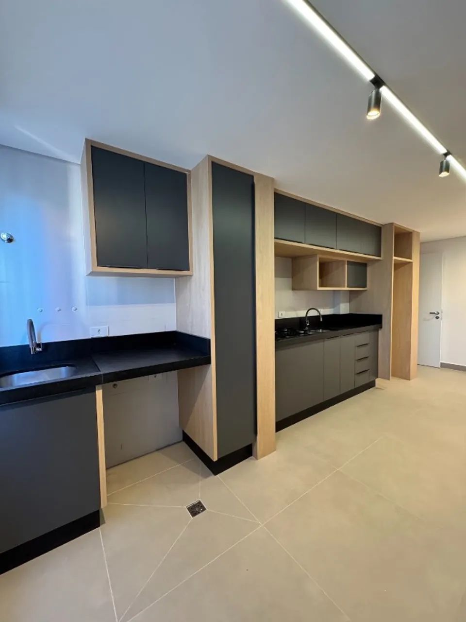  Apartamento com 2 Quartos e 70 m² na Zona 07 - Maringá/PR - Foto 4