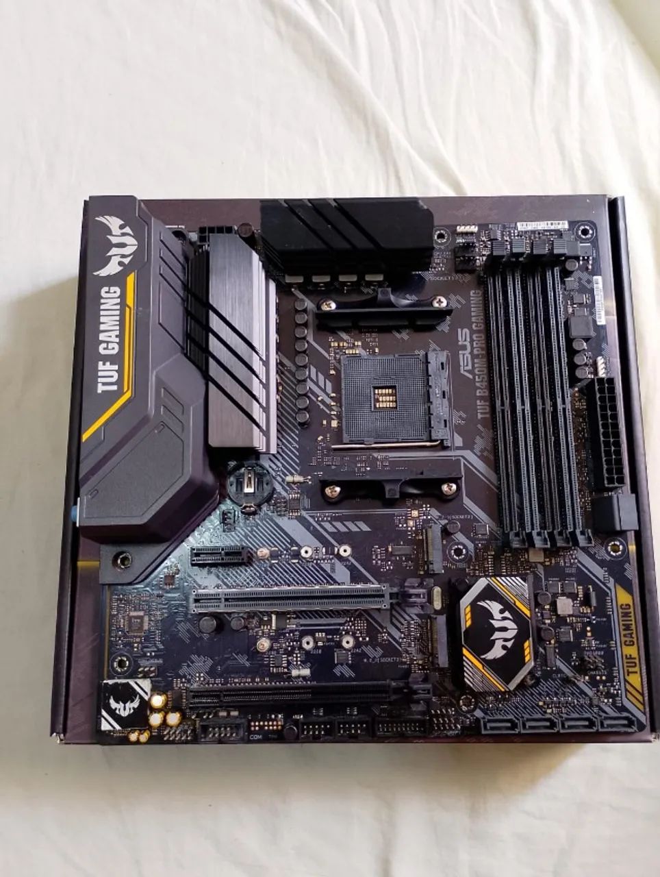 Placa Mãe Asus TUF B450M-PRO GAMING, AMD AM4, mATX, DDR4 - Foto 2