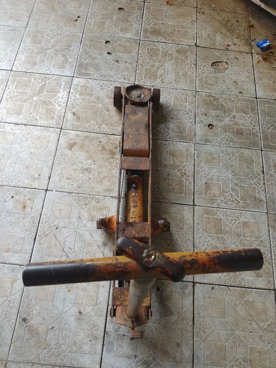 Macaco jacaré 5 ton