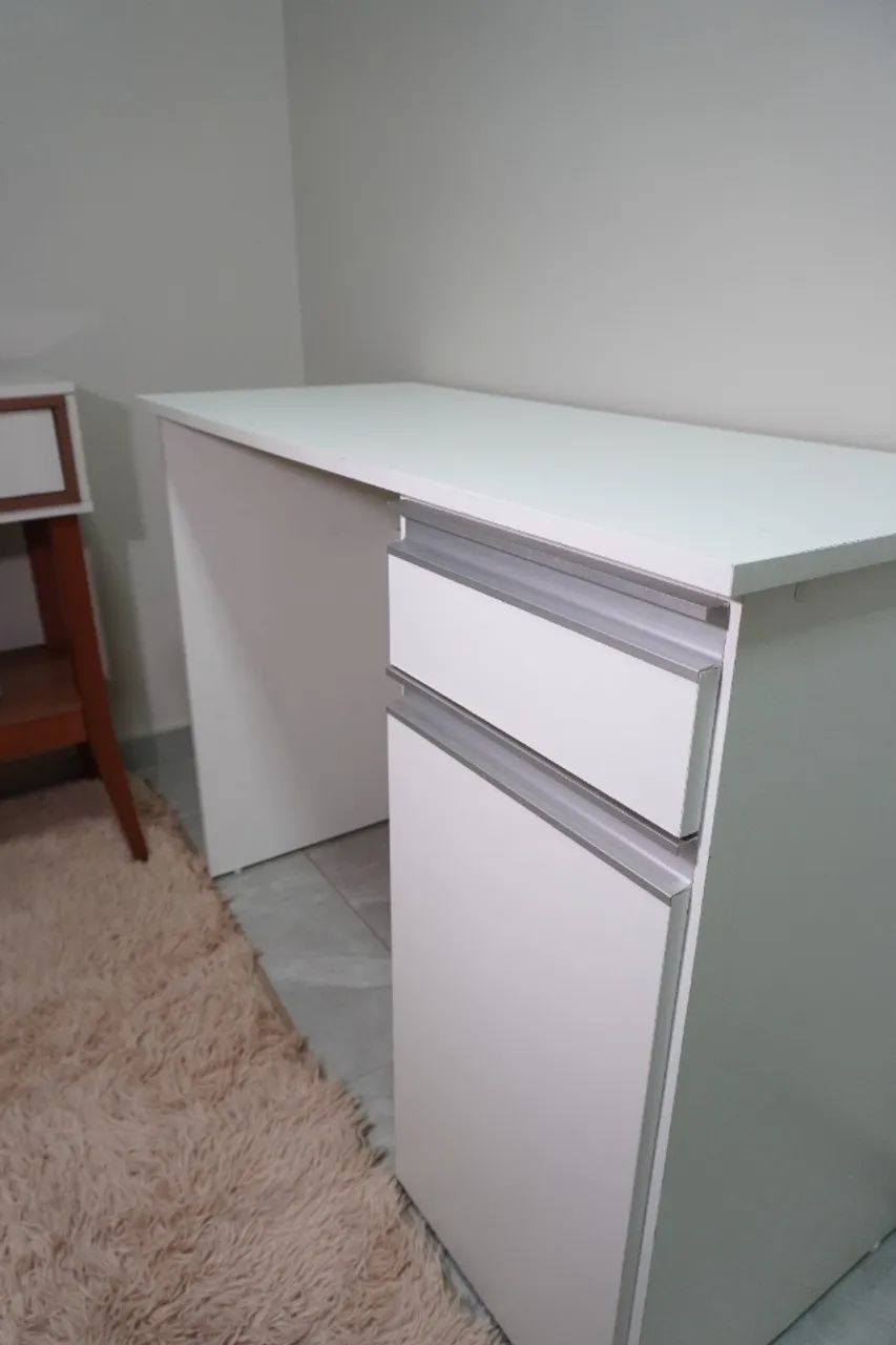 Mesa computador escrivaninha