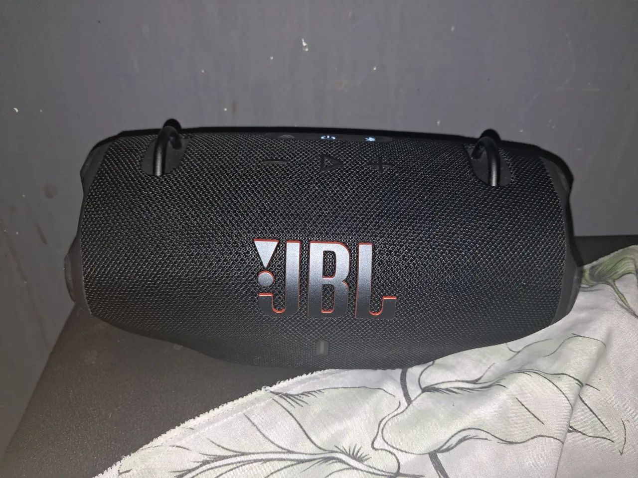 JbL X treme 4