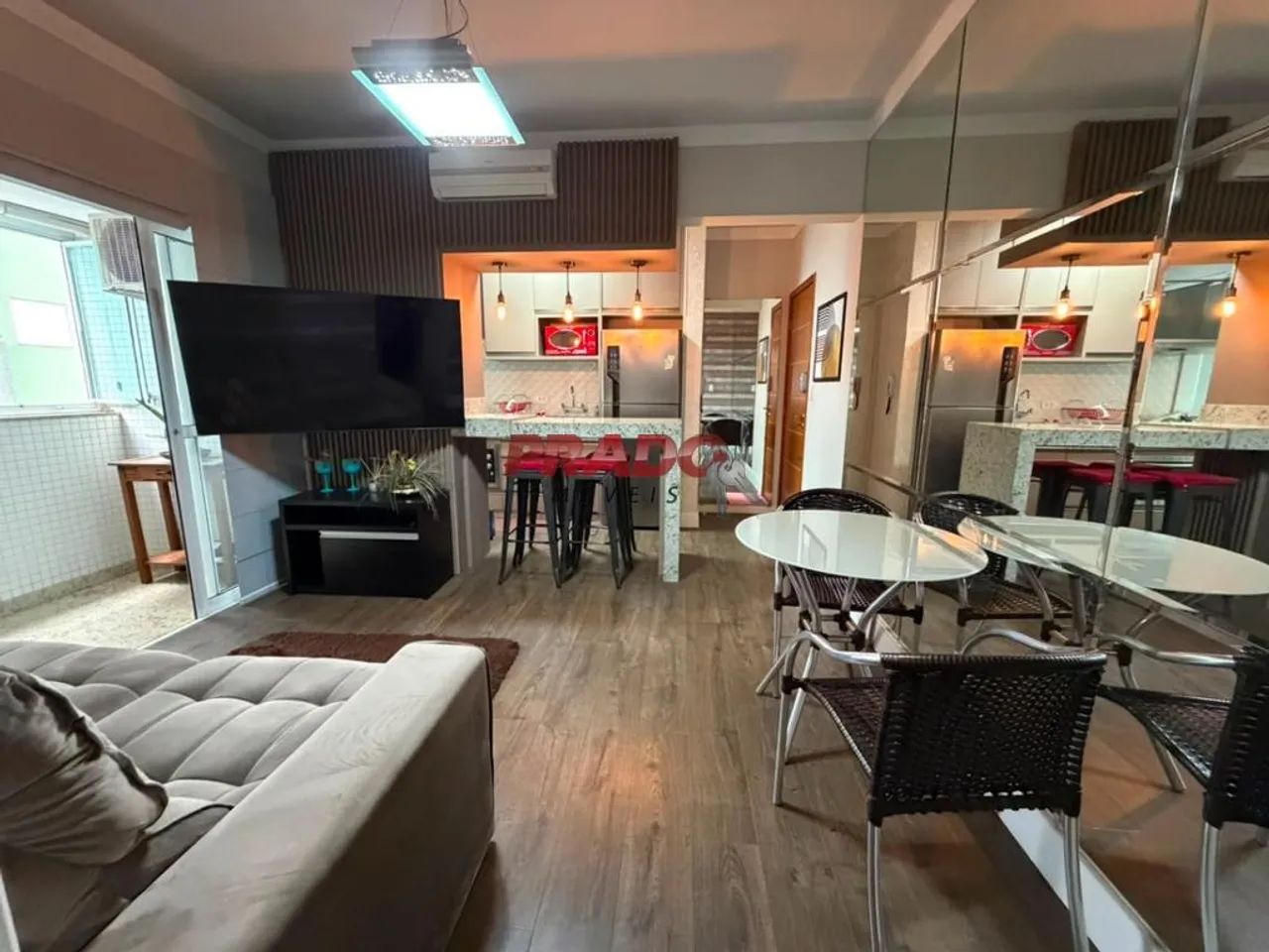 Apartamento para alugar em Maringá, Zona 01, com 1 quarto, com 46 m², EDIFÍCIO PARK AVENUE
