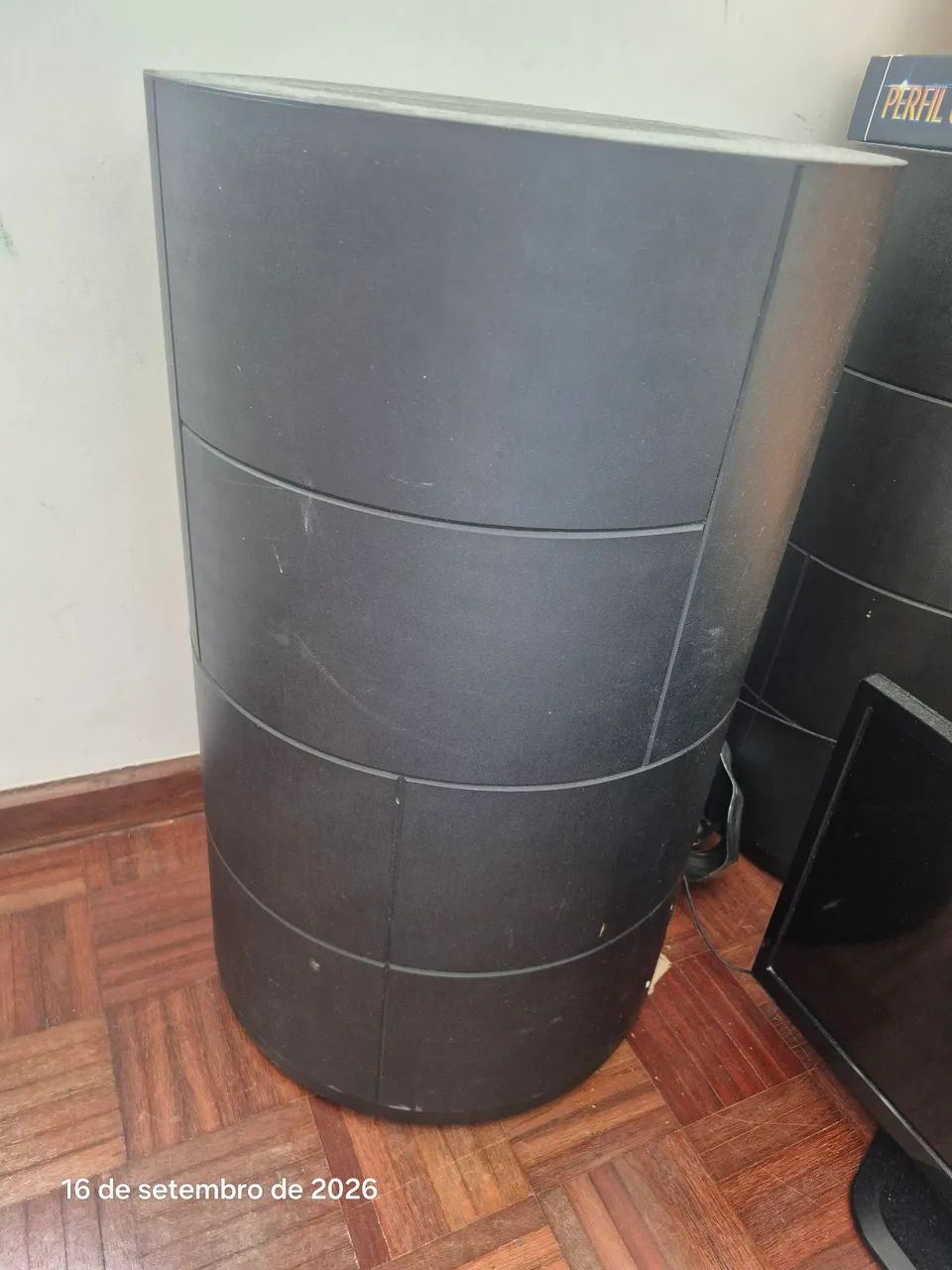 Cadeira e base de mesa  - Foto 3