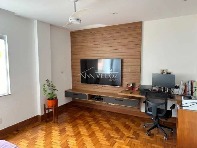 Apartamento : Padrão / Residencial / Lagoa
