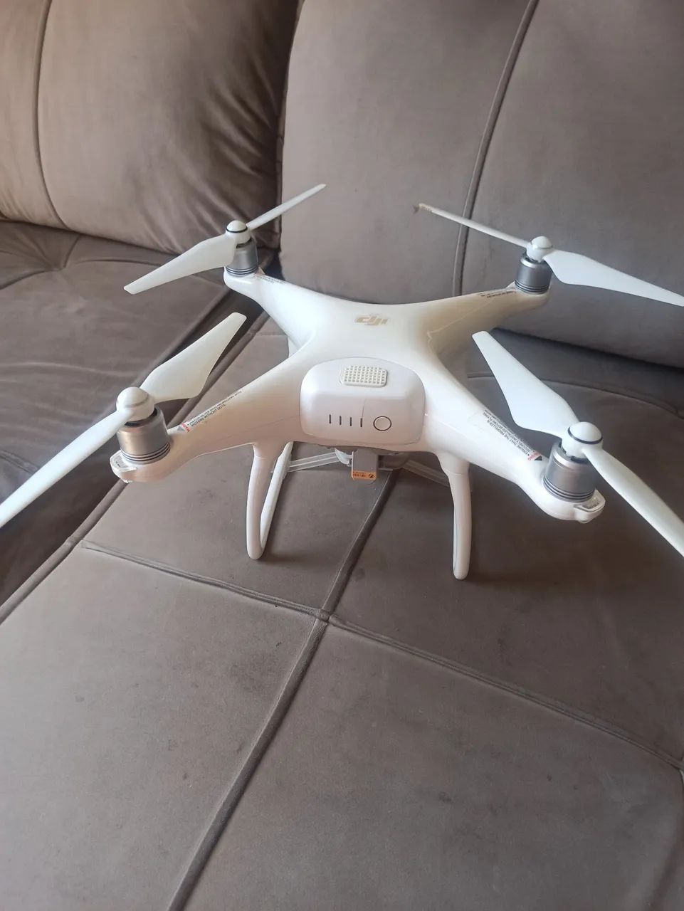 Drone DJI Phantom 4 completo 