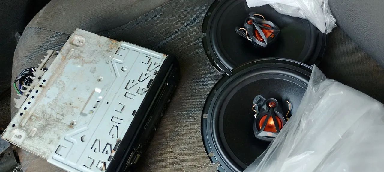 Toca cd Pioneer mitrax com par de JBL 200$ ZAP * - Foto 4