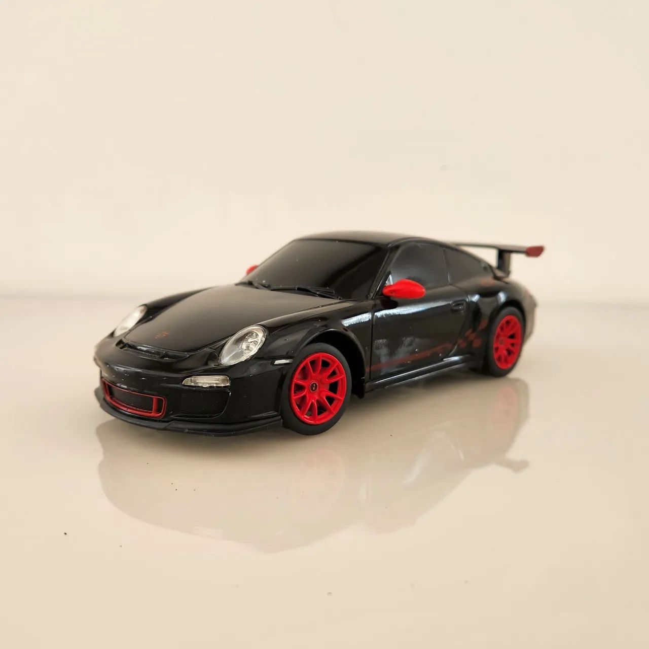 Miniatura Porsche 911 GT3 RS 1:24 - Sucata