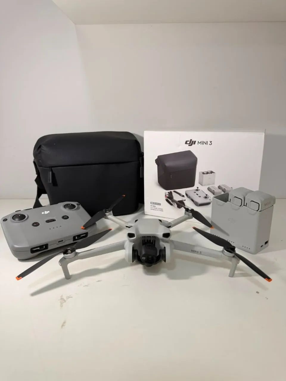 Drone DJI Mini 3 Kit Fly More Combo