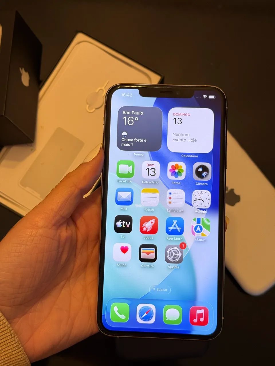 Vende-se iPhone 11 Pro Max 64GB - Foto 2