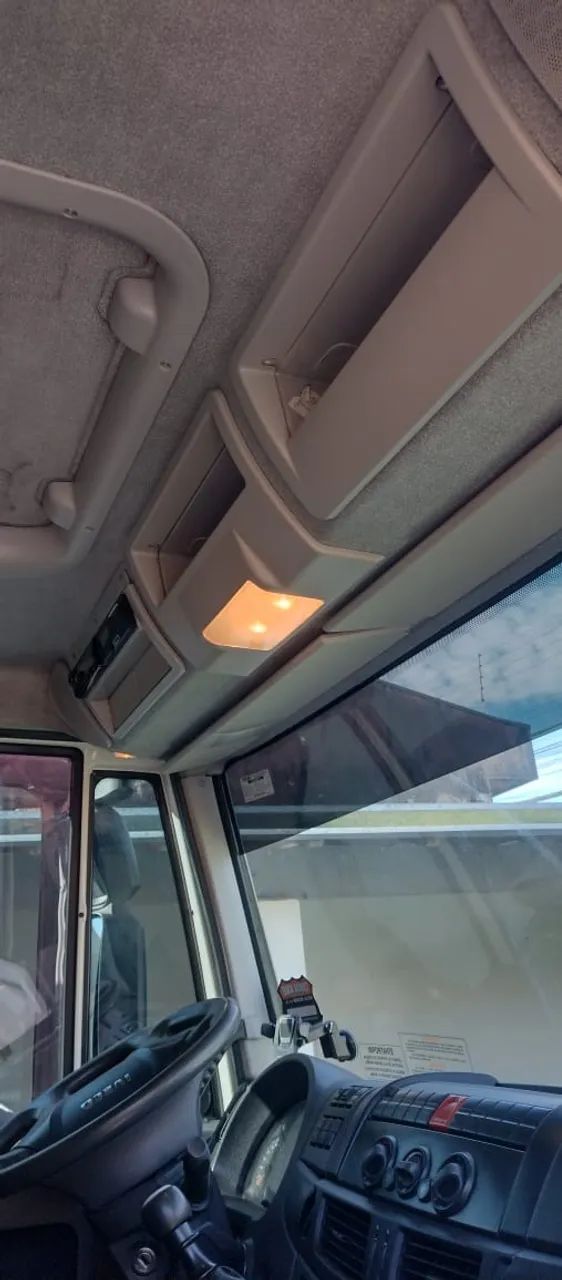 Iveco Tector 11-190 Ano 2022 perfeito estado  - Foto 2