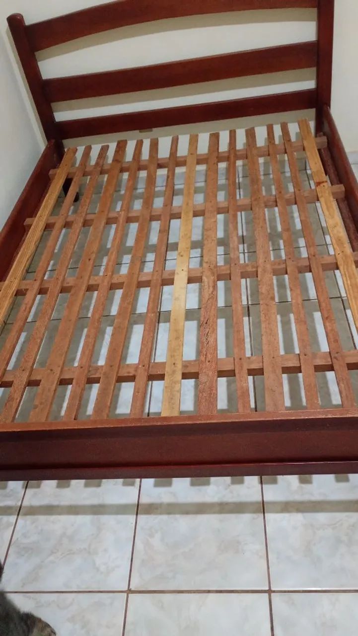 Cama madeira pura
