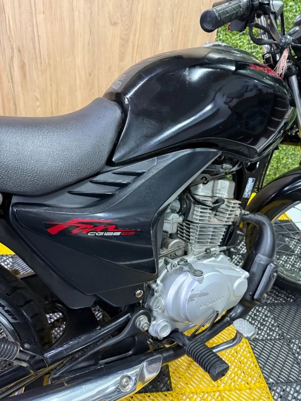 CG FAN 125 ES - Foto 4