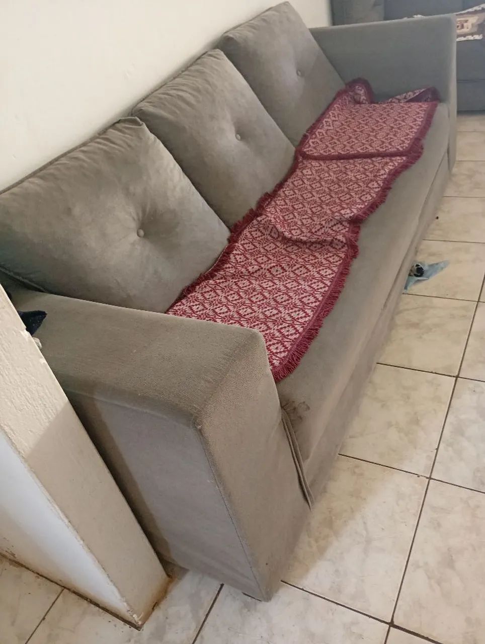 Vendo sofá está no estado de bom  - Foto 4