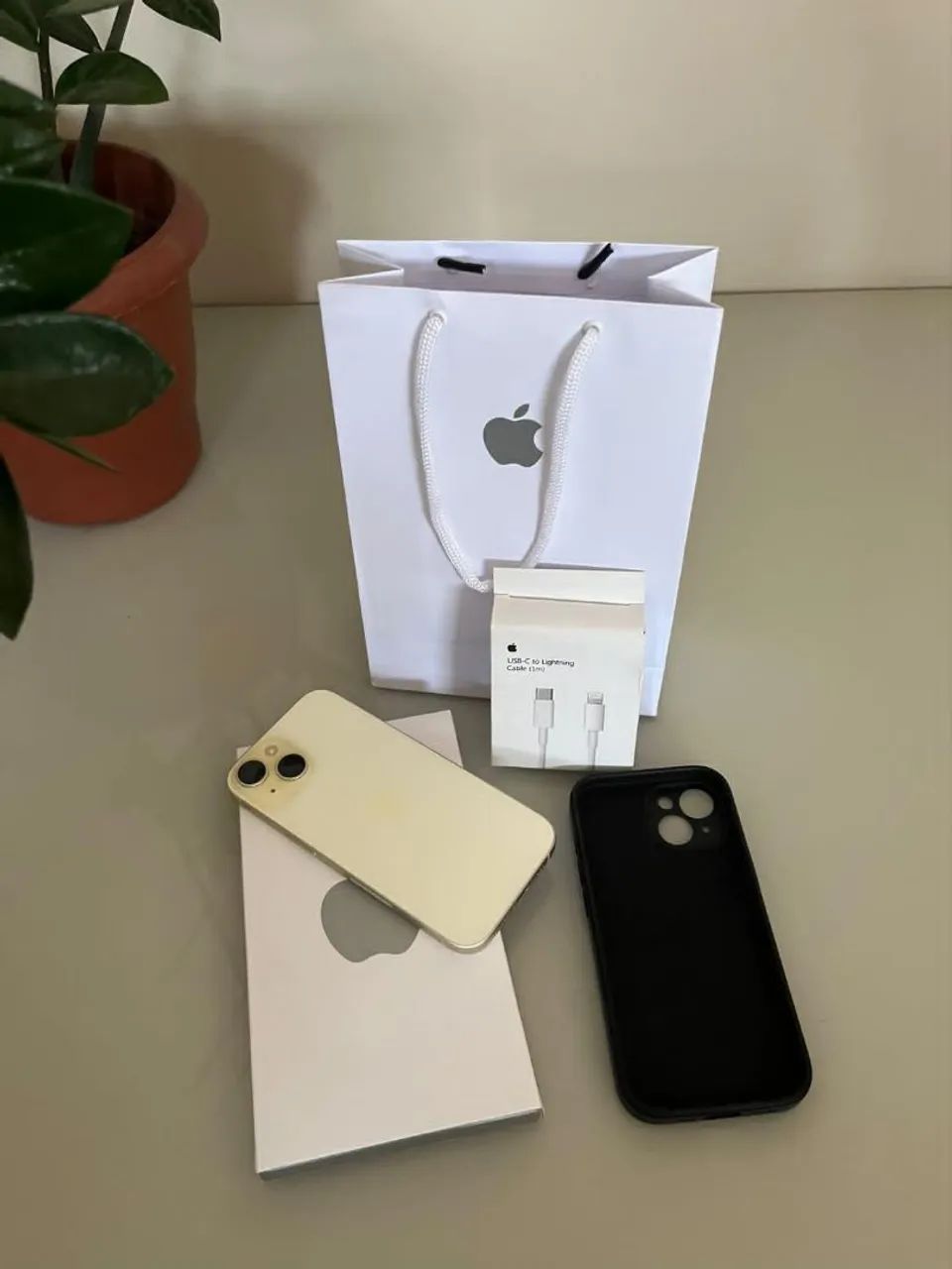 31748108iPhone 15  - Foto 2