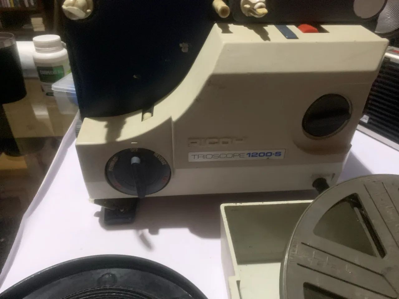projetor de filmes vintage Ricoh Trioscope 1200-S.  - Foto 6