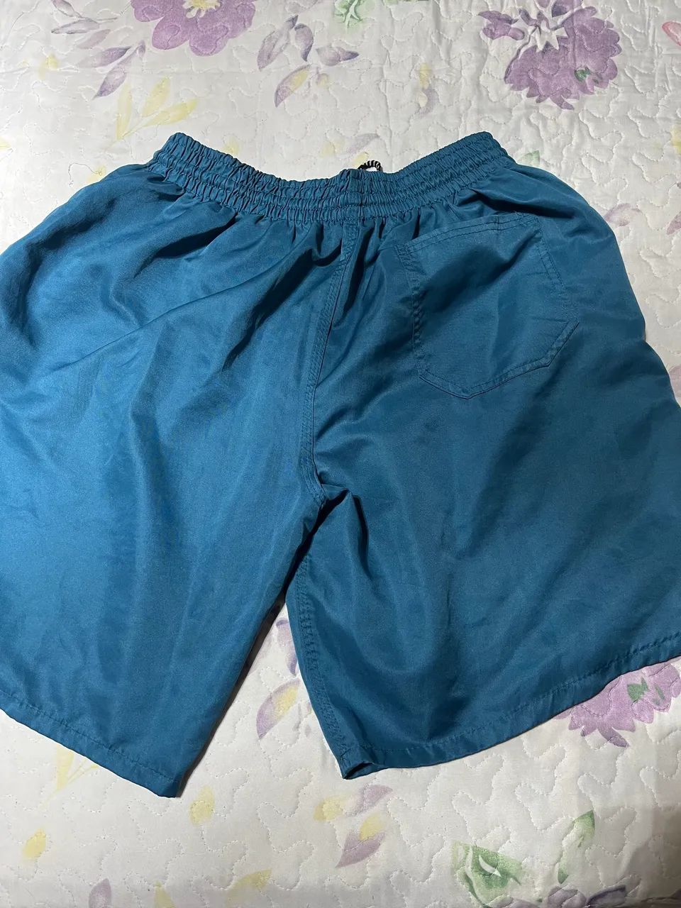 Duas Bermudas tamanho 48 novas - Foto 2