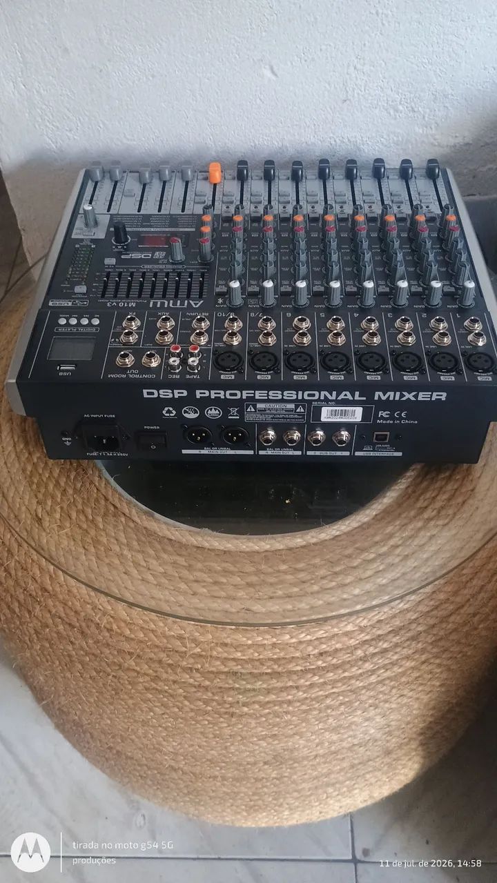 Mesa de som
