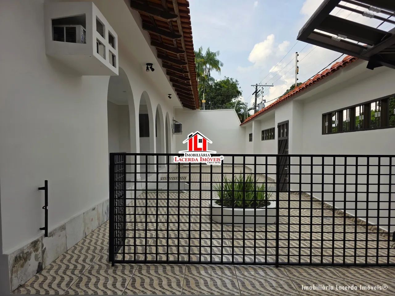 CASA NO CONJUNTO TIRADENTES - CASA 4 QUARTOS SENDO 2 SUÍTES, ESCRITÓRIO, PISCINA E ESPAÇO  - Foto 12