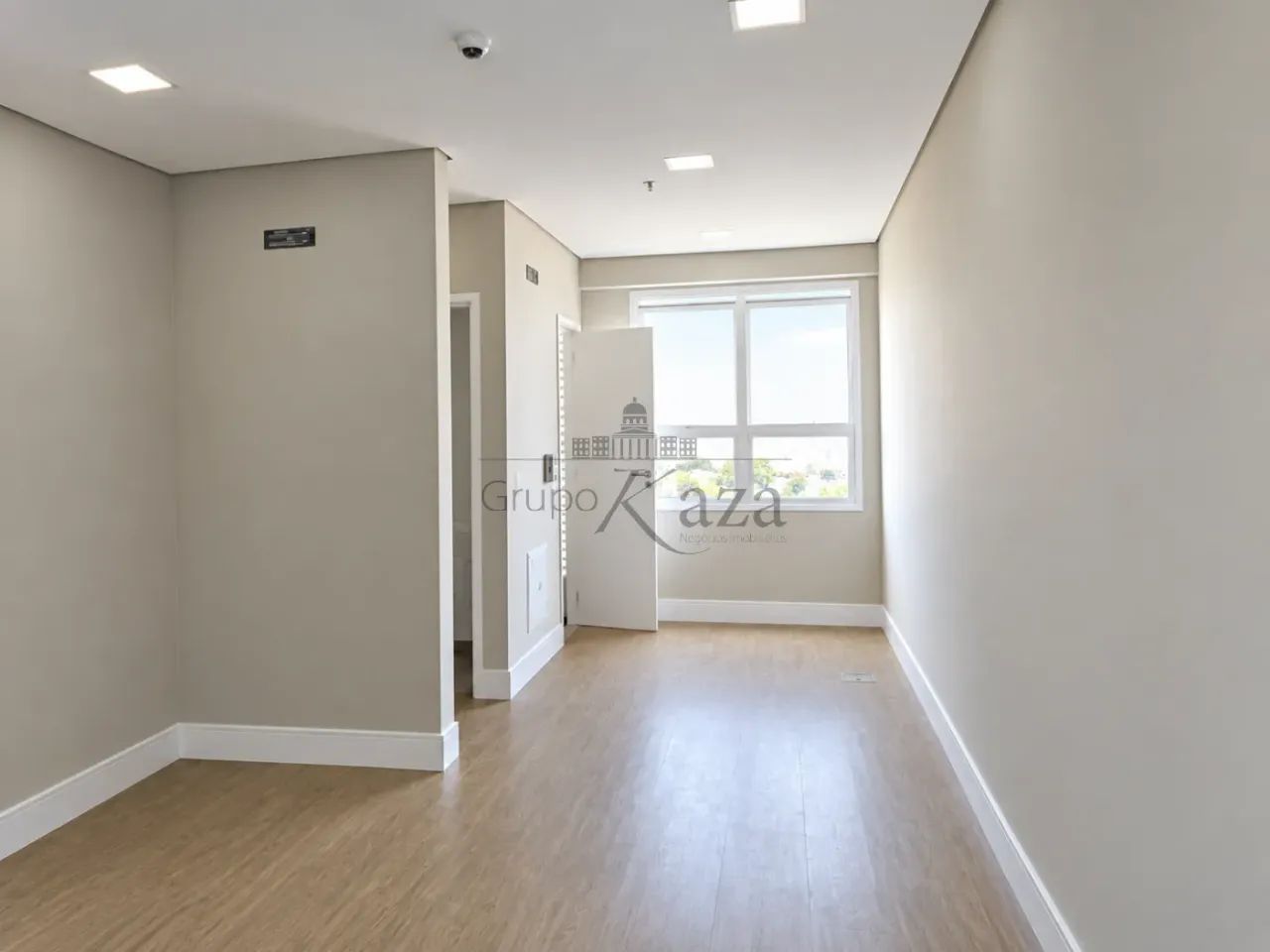 Sala Comercial - Jacareí - Centro - Comercial Boulevard Jacareí Office Mall - 26m²