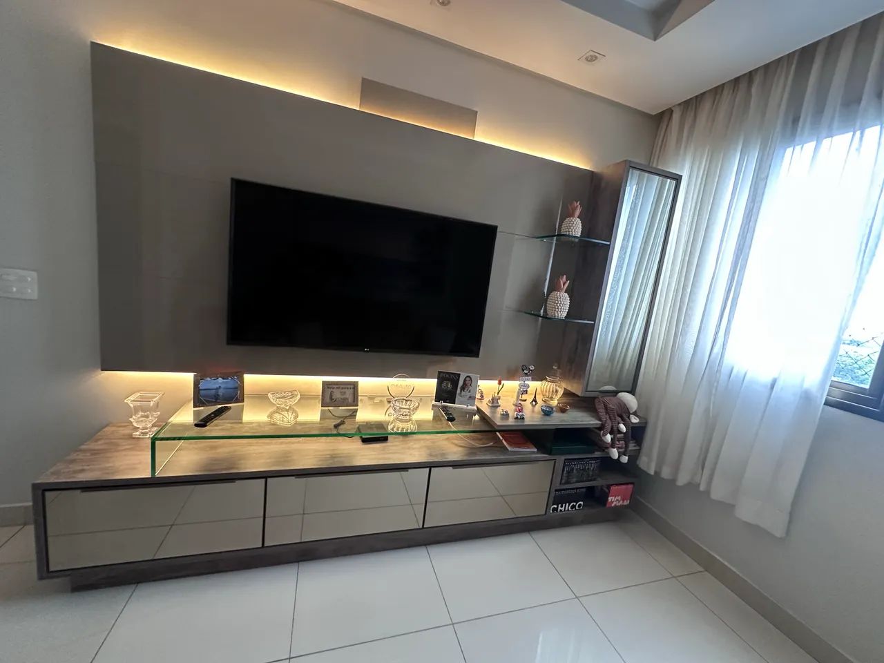 Raque planejado com painel de led - Foto 2