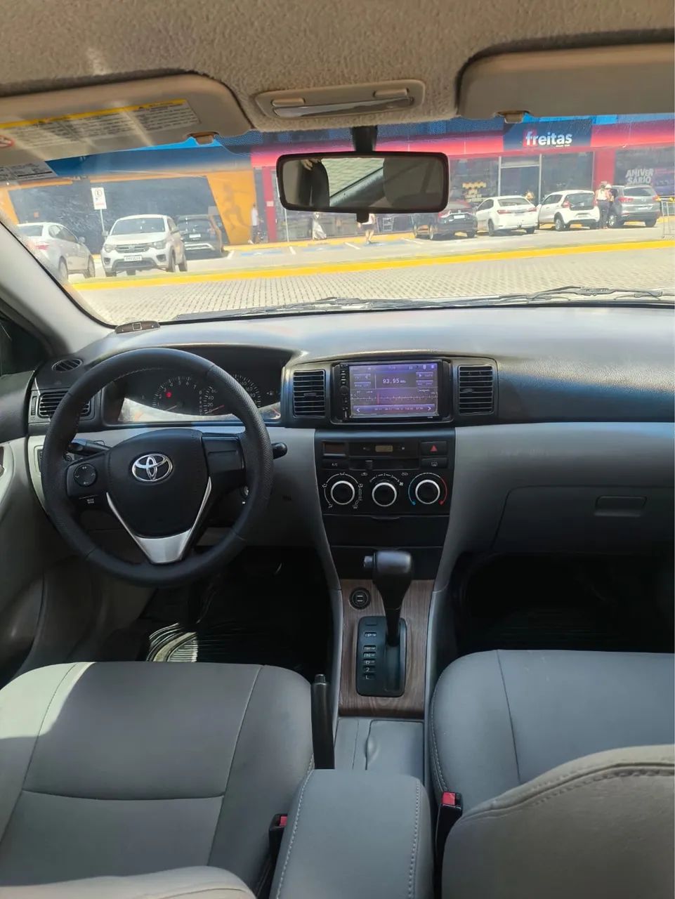 Toyota Corolla XLI 1.6 16V 110cv Mec. 2004 - Foto 2