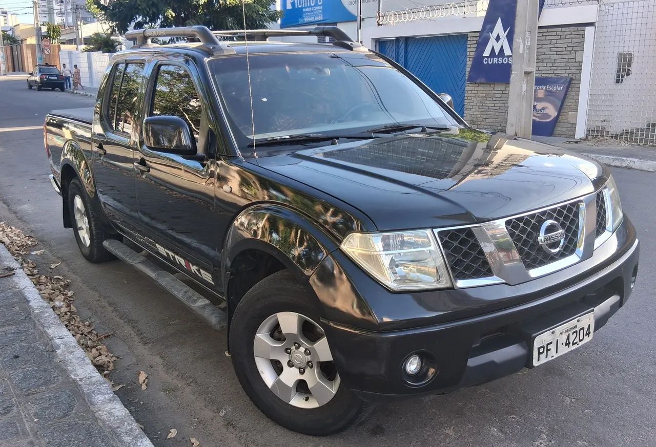 Nissan Frontier Frontier SE/SE Strik CD 4x2 2.5 TB Dies. 2011