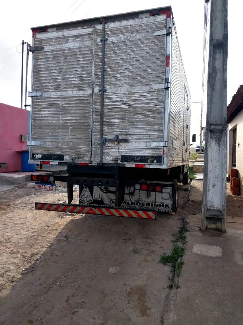 Caminhão bau - Foto 5