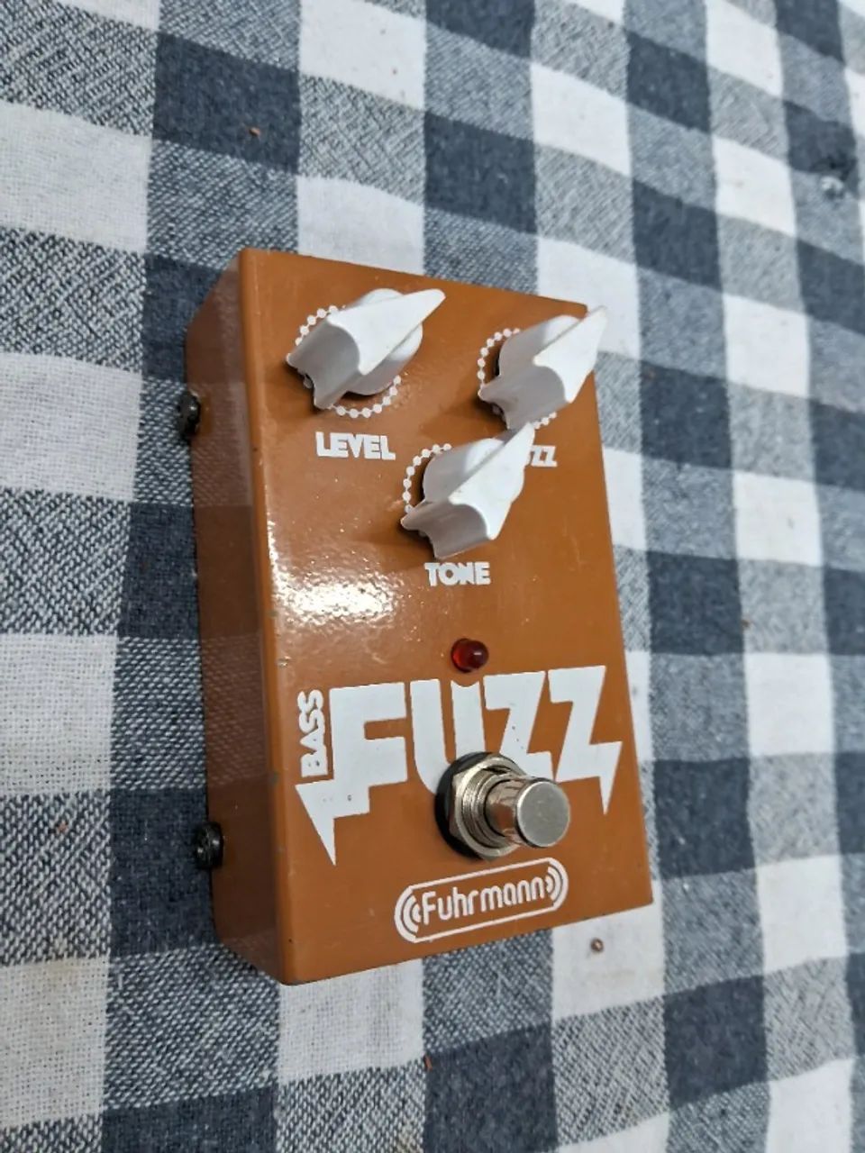 Pedal Fuhrmann Bass Fuzz BF02 - Fuzz para Contrabaixo - Foto 3