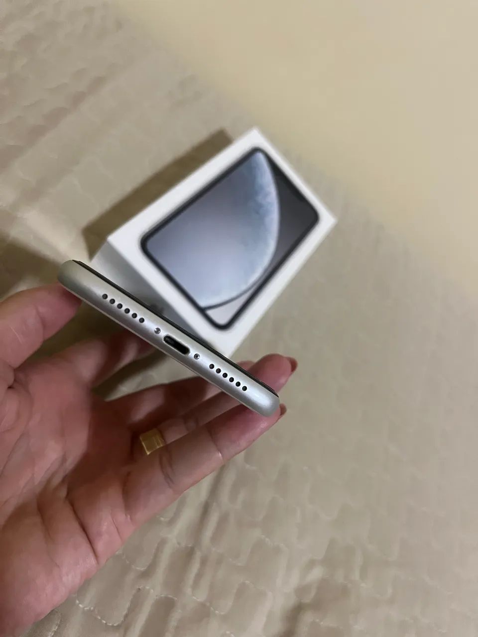 iPhone XR Branco  - Foto 2