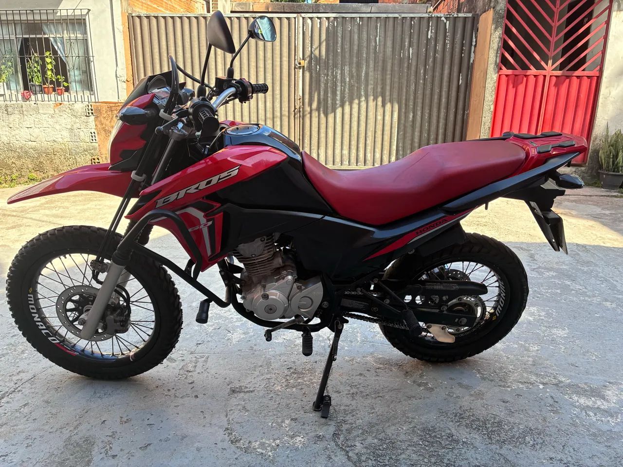 Bros 2024 - Foto 3