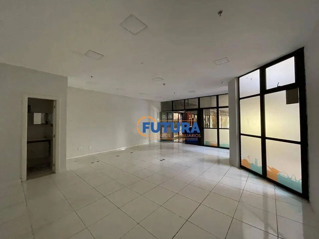 Loja com 100m² - Asa Sul - Brasília/DF