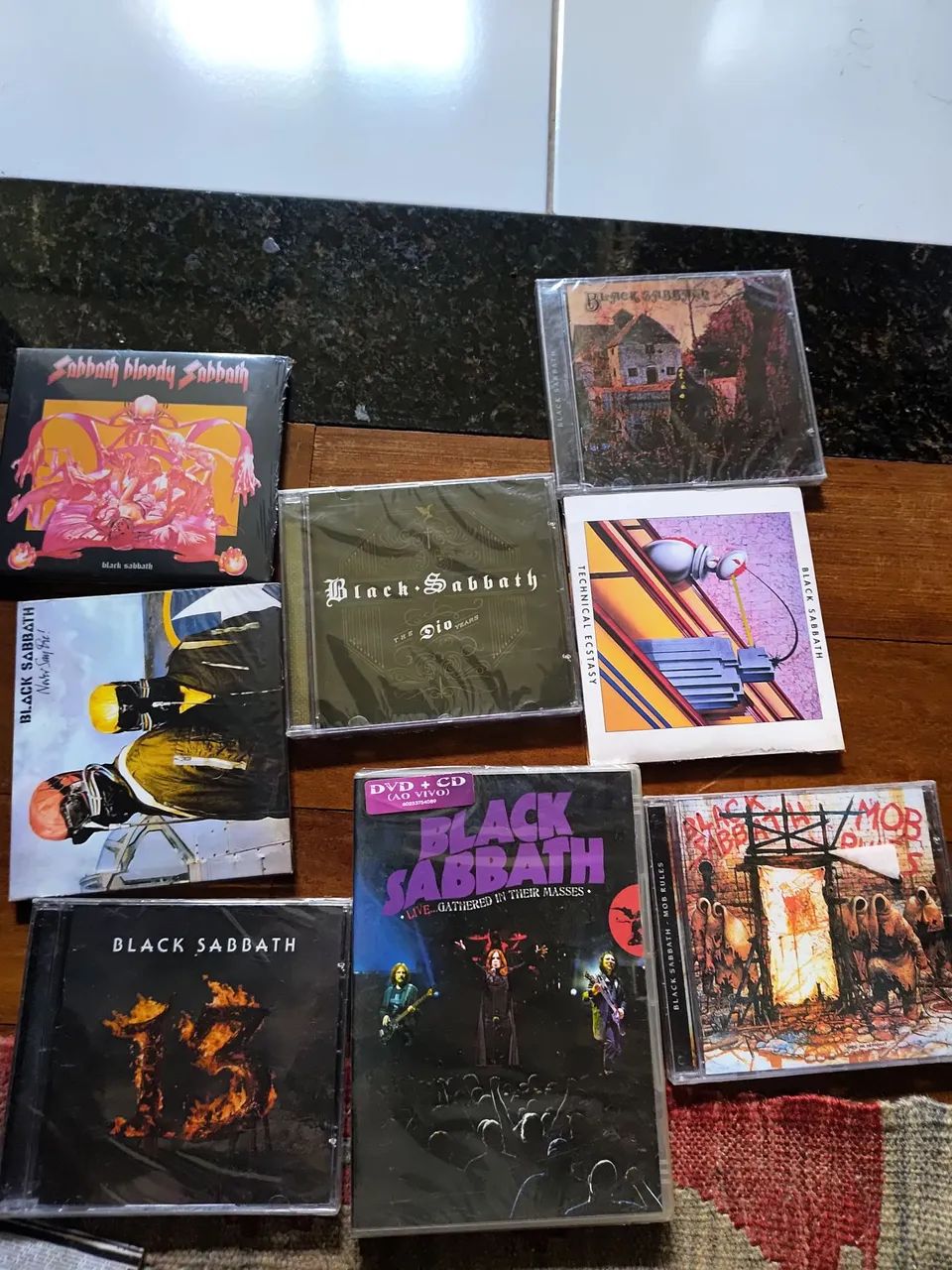 Black friday sabath!!!Cds + dvds black sabath coletanea (lacrados)