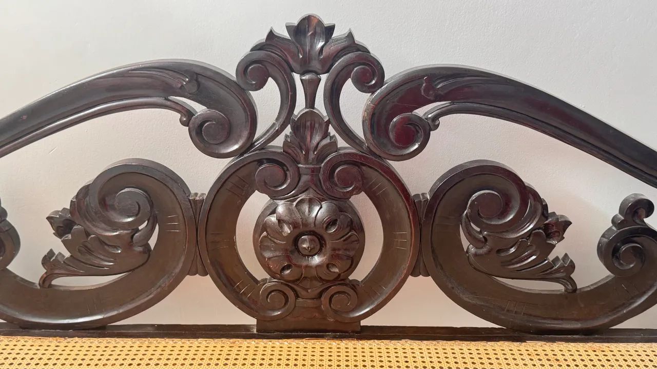 Marquesa em Madeira Maciça com Palhinh - Foto 3