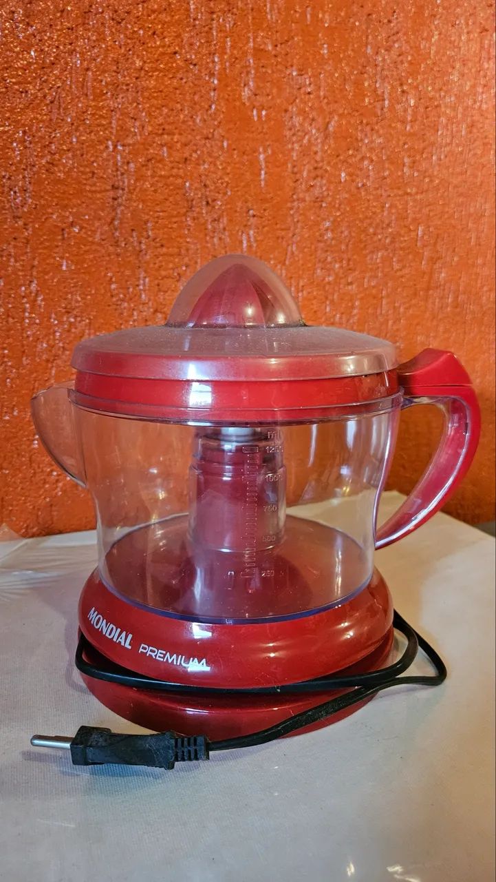 Máquina de Suco de Laranja Mondial (Usada 2x)